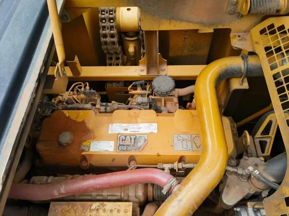 Caterpillar 349E Excavator Repair – C13 Engine Injector and Wiring Harness Replacement 1 Caterpillar 349E Excavator Repair