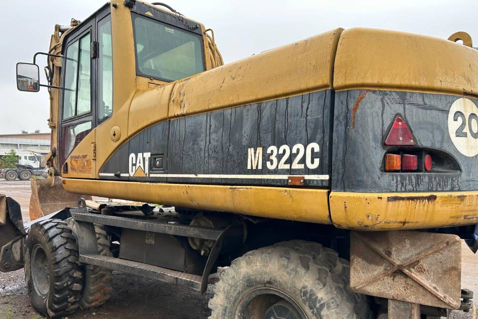 How Many Hours Should a Diesel Excavator Engine Really Last? 3 Excavator Engine Rebuild